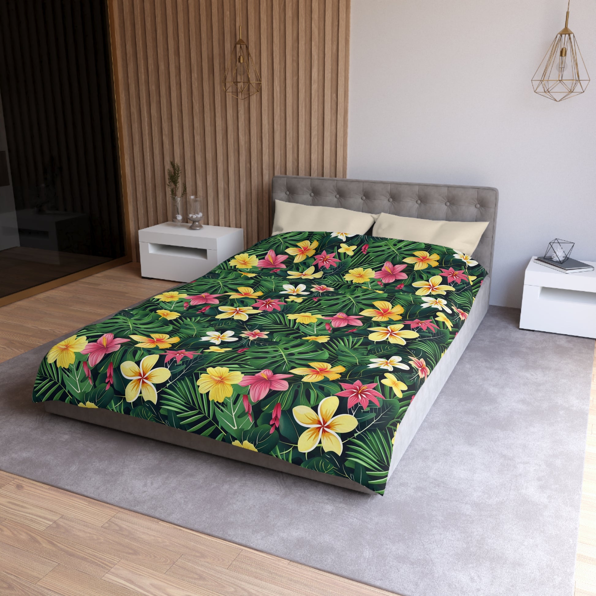"Lush tropical duvet cover with bold botanical prints – lightweight microfiber bedding for vibrant summer bedroom decor"