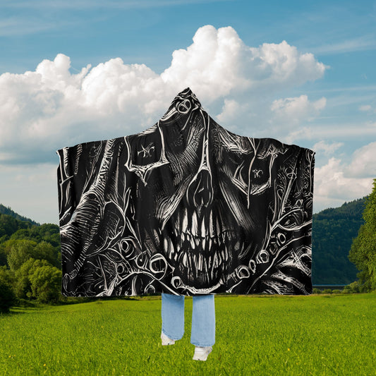 "Gothic skull blanket with thorns in black and white – plush sherpa or microfleece throw for edgy home decor"